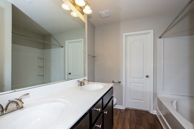 Building Photo - 1108 Black Diamond Dr