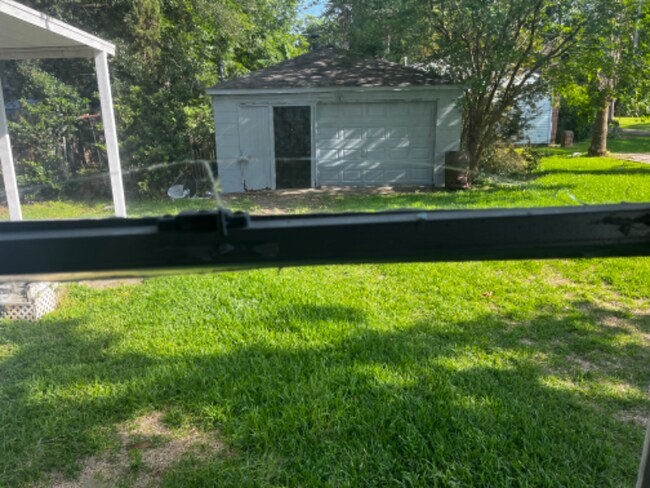 Building Photo - 4817 Wilson St