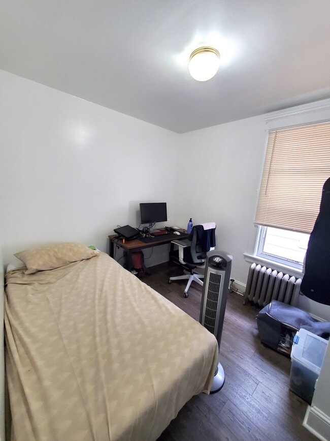 Building Photo - 34Guilden1st&amp;2ndFl