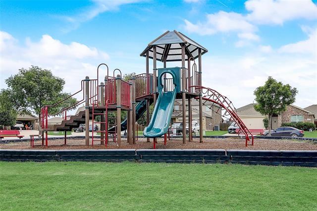 Building Photo - 2133 Meadow View Dr