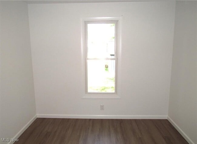 Building Photo - 5265 W 149th St