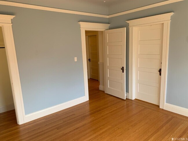 Building Photo - 238 8th Ave