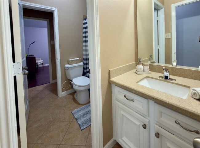 Building Photo - 5407 Stoneridge Ct