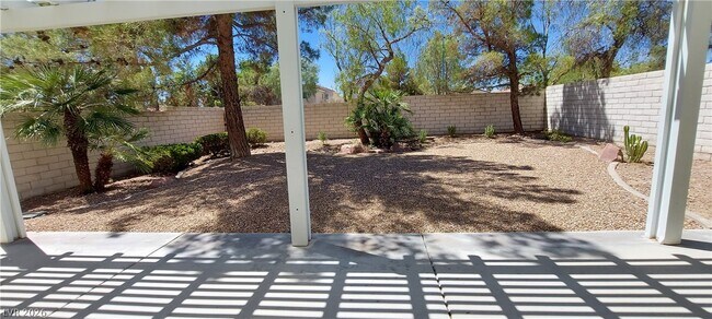 Building Photo - 8917 Picket Fence Ave