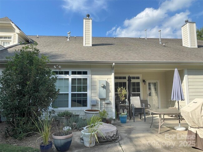 Building Photo - 8449 Loxton Cir