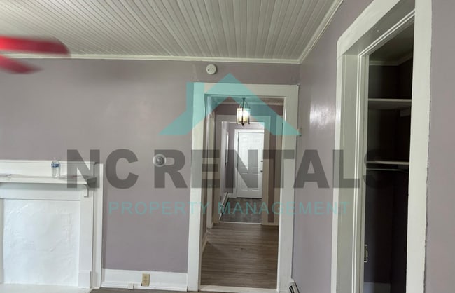 Building Photo - 207 E Edgecombe St