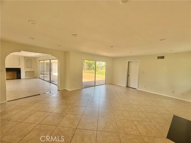 Building Photo - 61 E Orange Grove Ave