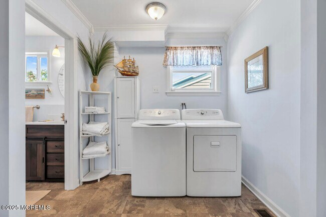 Building Photo - 101 St Louis Ave