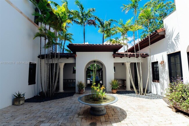 Building Photo - 6220 SW 86th St