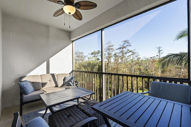 Building Photo - 9715 Acqua Ct