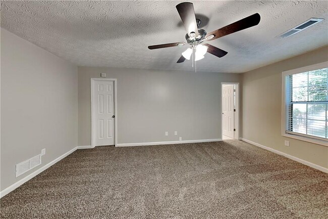 Building Photo - 1254 Parkwood Chase NW