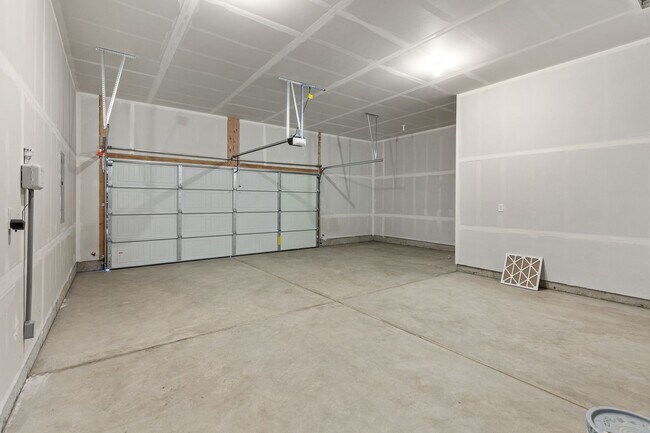 Building Photo - New construction rancher home!