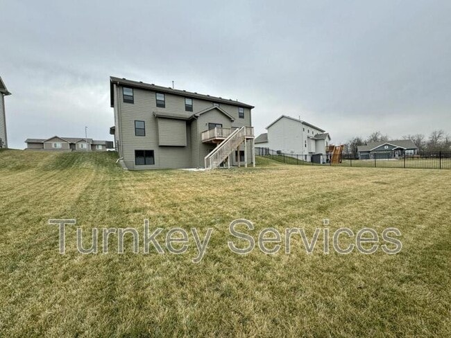 Building Photo - 13812 S 52nd St