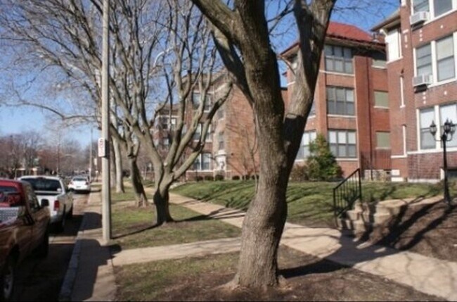 Building Photo - 5667 Waterman Blvd