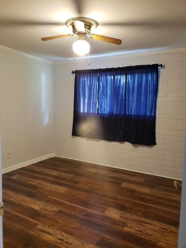 Building Photo - 4359 Montclair Cir E