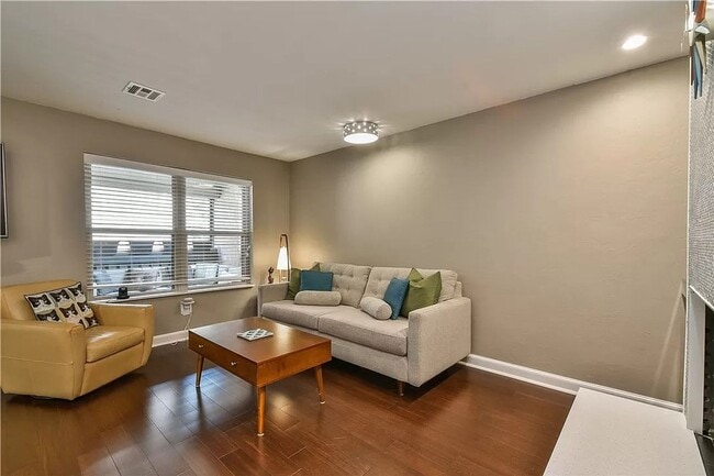 Building Photo - Urban Living in Downtown OKC - 2 Bedrooms/...