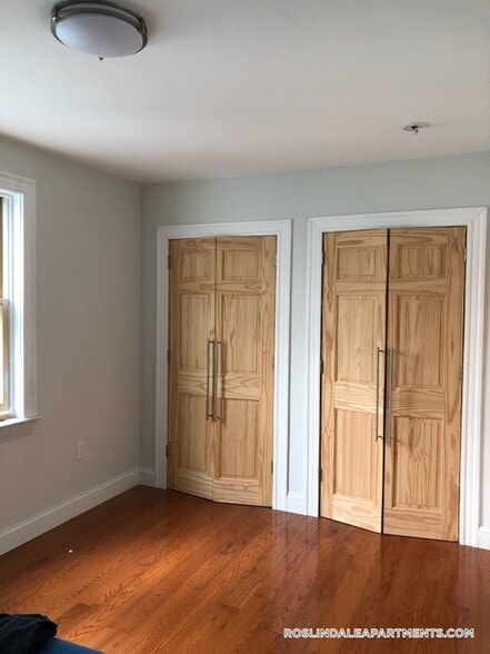 Building Photo - 4350 Washington St