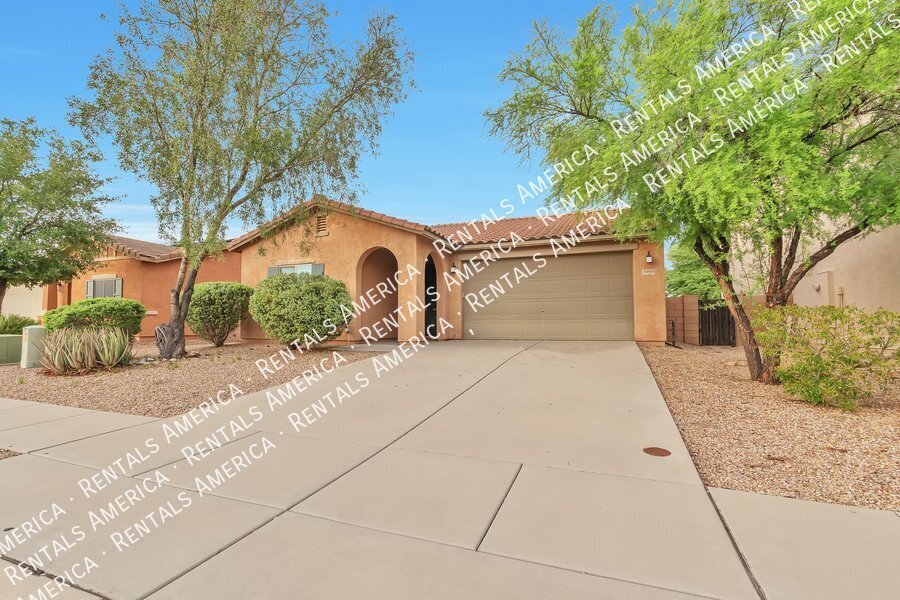 Building Photo - 8960 N Country Home Ln