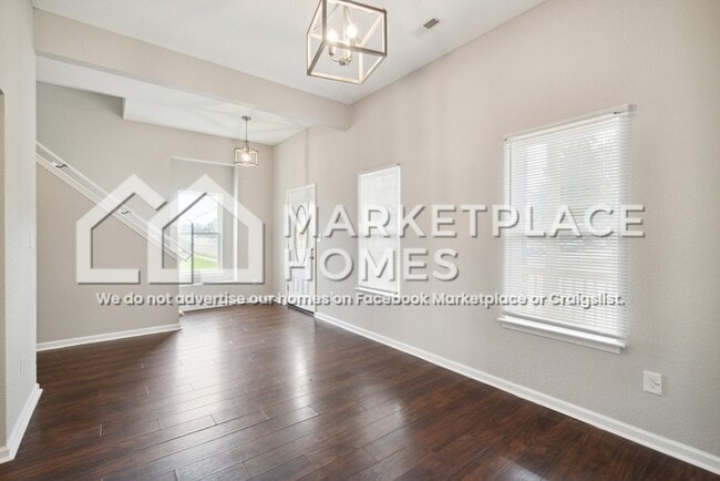 Building Photo - 2529 Tidewater Dr