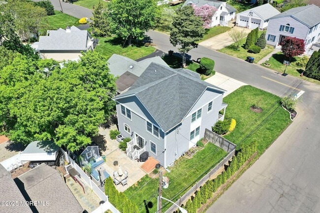 Building Photo - 2801 Harrison St