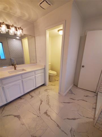 Building Photo - 411 Vicki Ln