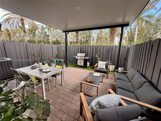 Building Photo - 10233 NW 89th Terrace