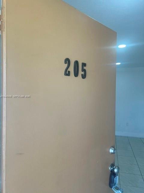 Building Photo - 3903 SW 78th Ct