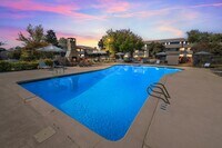 Building Photo - Eagles West