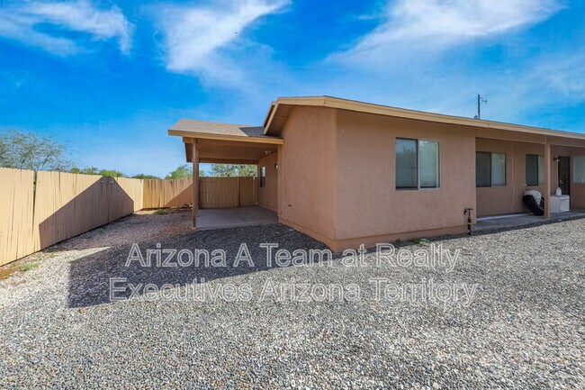 Building Photo - 2635 N Fontana Ave