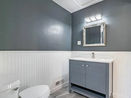 Building Photo - 2090 S Wolff St