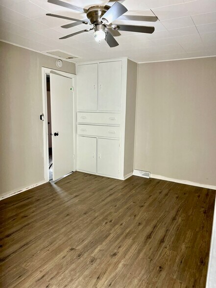 4th Bedroom - 620 N State St