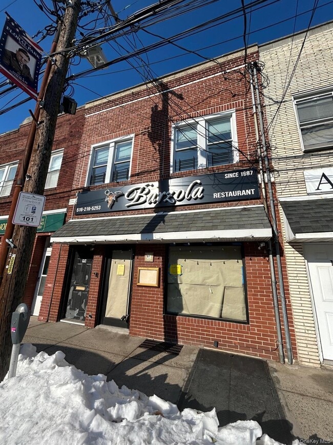 Building Photo - 12 Verbena Ave