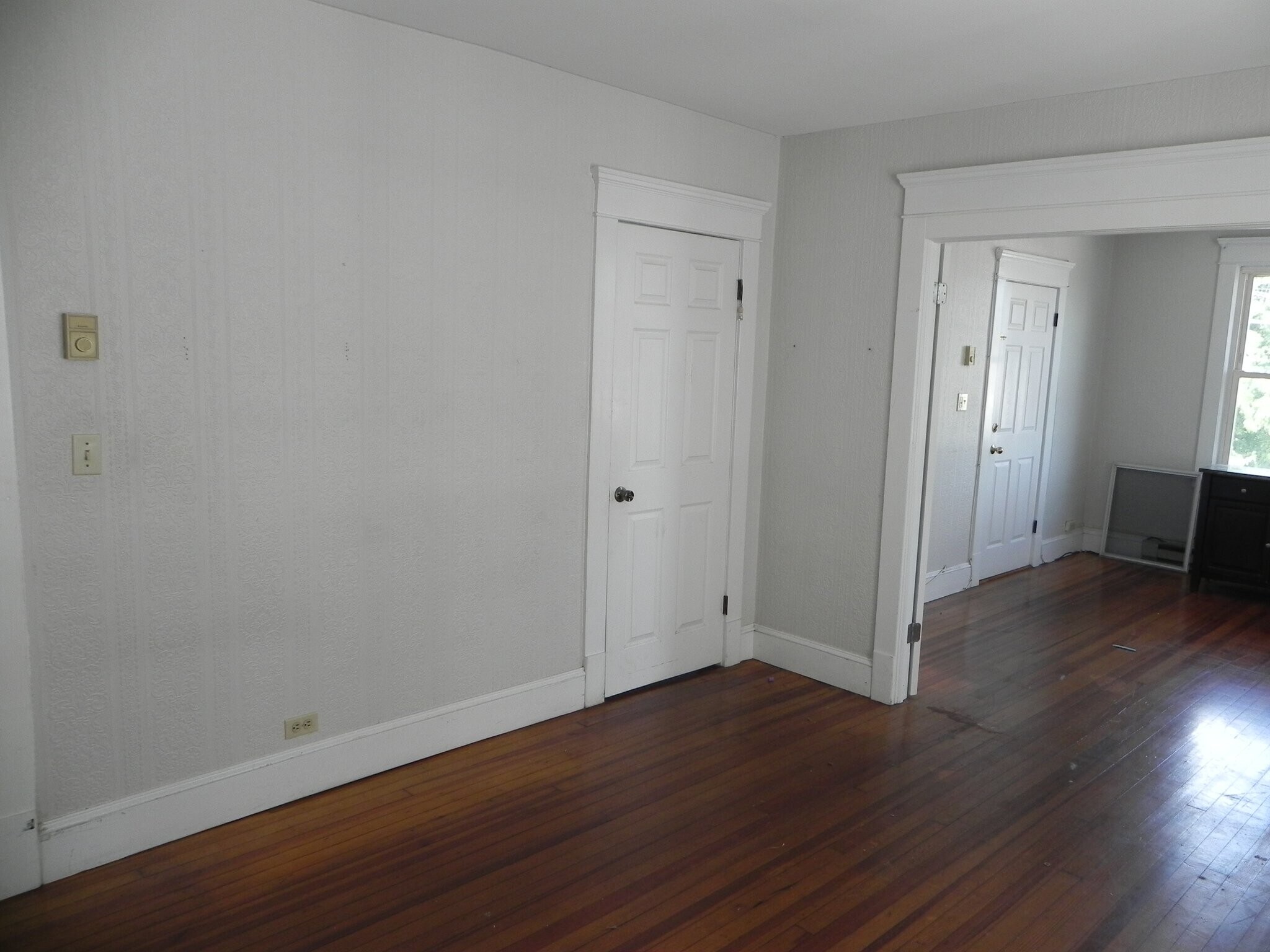 Building Photo - 67 Fairfield Ave