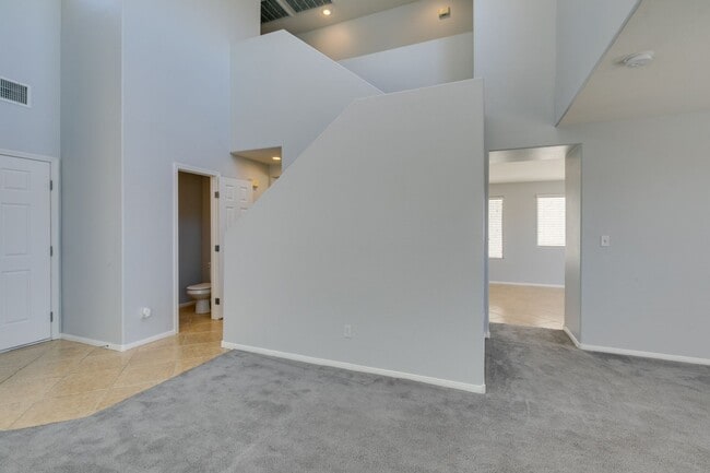 Building Photo - Bright & Spacious Home with Open Layout and Prime Location