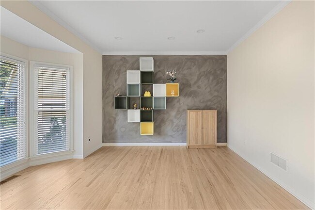 Building Photo - 2740 Stonehill Way