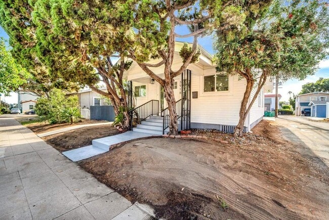 Building Photo - 3918 Brant St