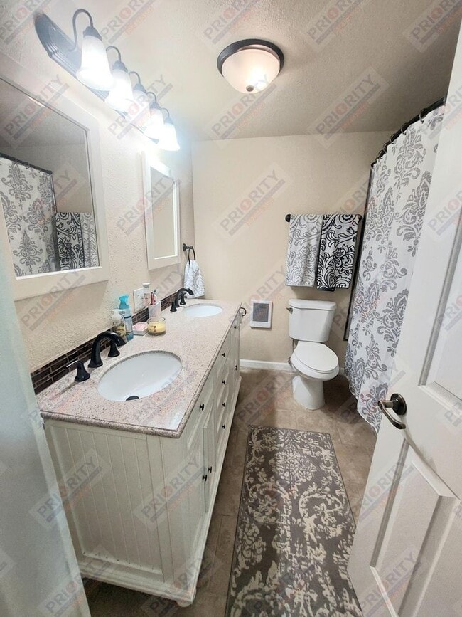 Building Photo - 505 Highridge Ct
