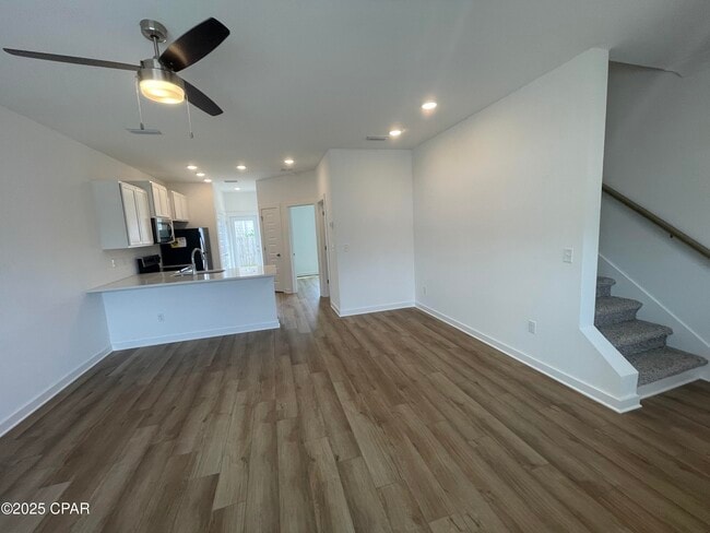 Building Photo - 5864 Tyndall Pkwy