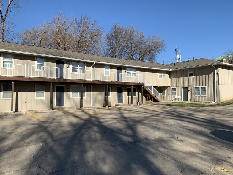 Building Photo - 3508 Wilson Ave