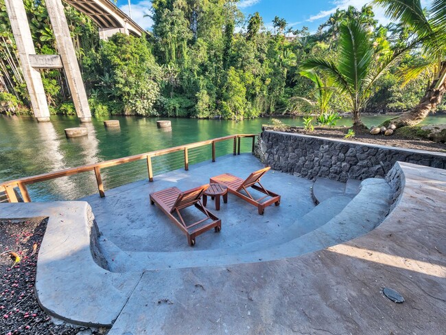 Building Photo - Oceanfront Estate: The Honolii Hale