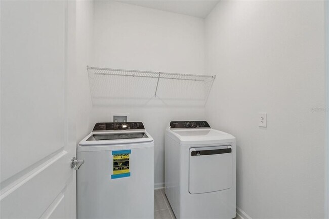 Building Photo - 1672 Rider Rain Ln