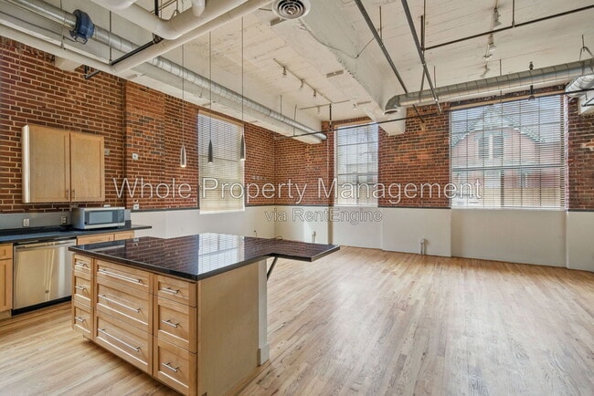 Building Photo - 1515 N Ogden St
