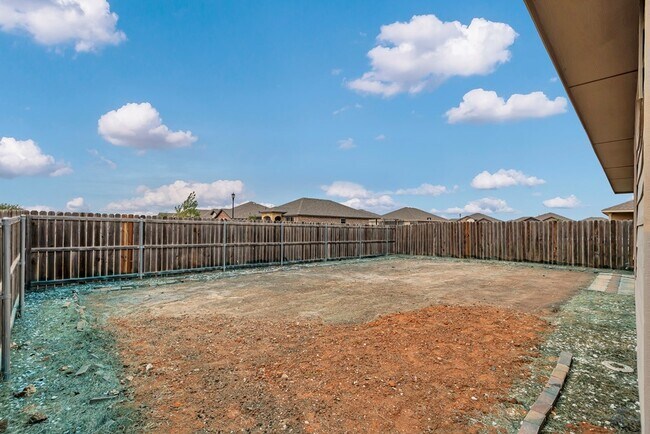 Building Photo - 5 Brooks Ranch Rd