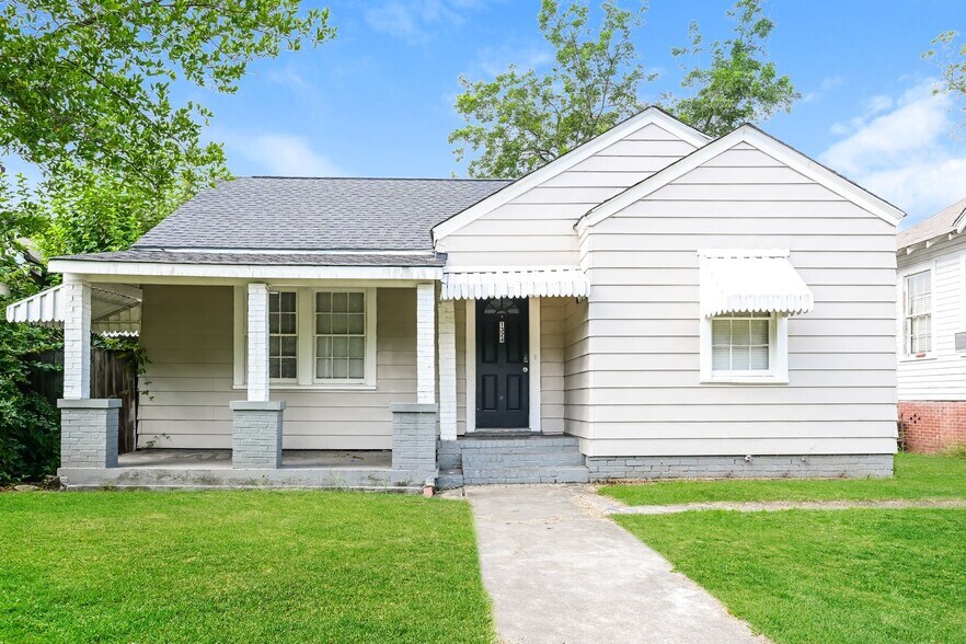 Building Photo - 1324 18th St