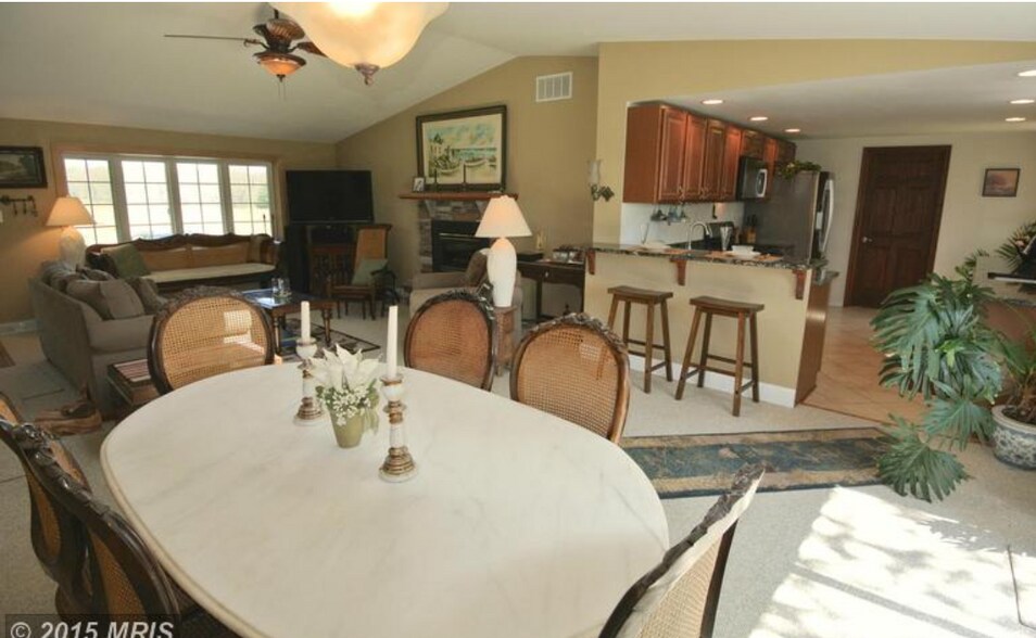 Building Photo - 2255 Engle Rd