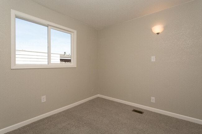 Building Photo - 1107 Glen Dale Ct