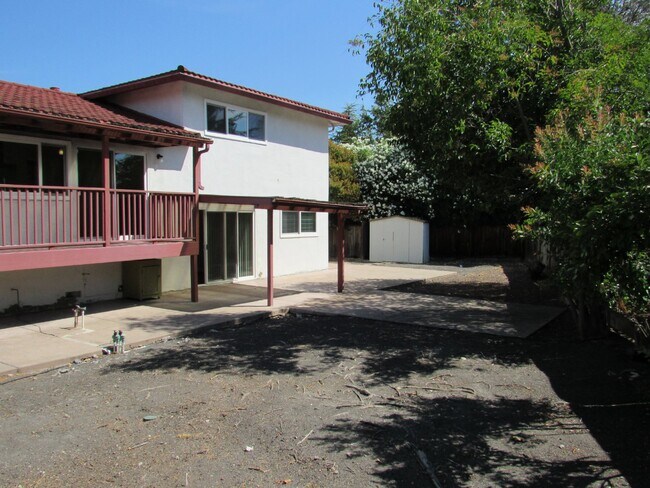 Building Photo - Beautiful 4 Bed, 2.5 Bath Home in Perfect San Ramon Location