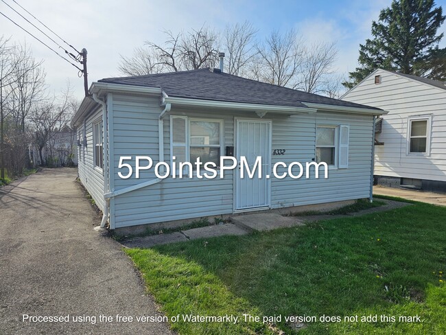 Primary Photo - 4332 E 143rd St