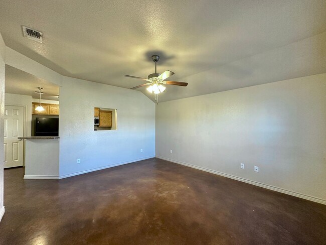 Building Photo - 1605 Powder River Dr