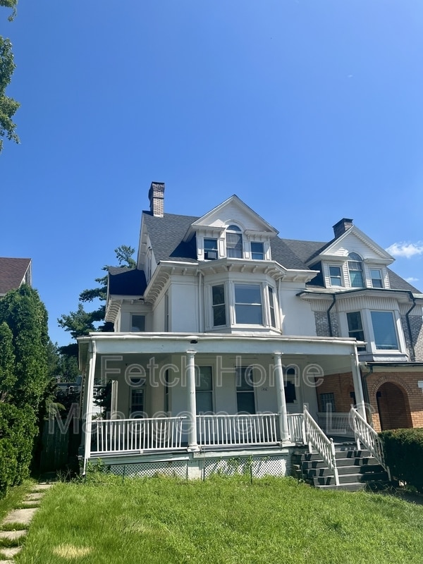 Building Photo - 436 Linden Ave